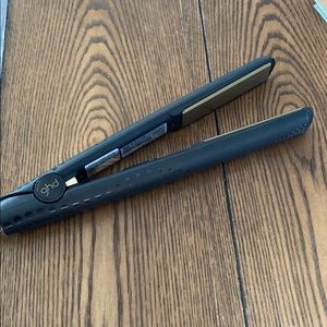 Ghd classic styler flat iron